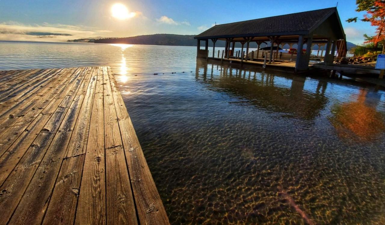 The Stone Gate Resort Лейк Джордж Екстериор снимка