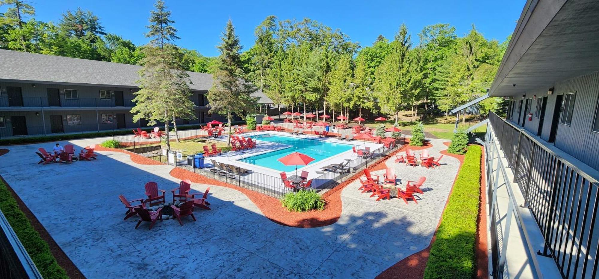 The Stone Gate Resort Лейк Джордж Екстериор снимка